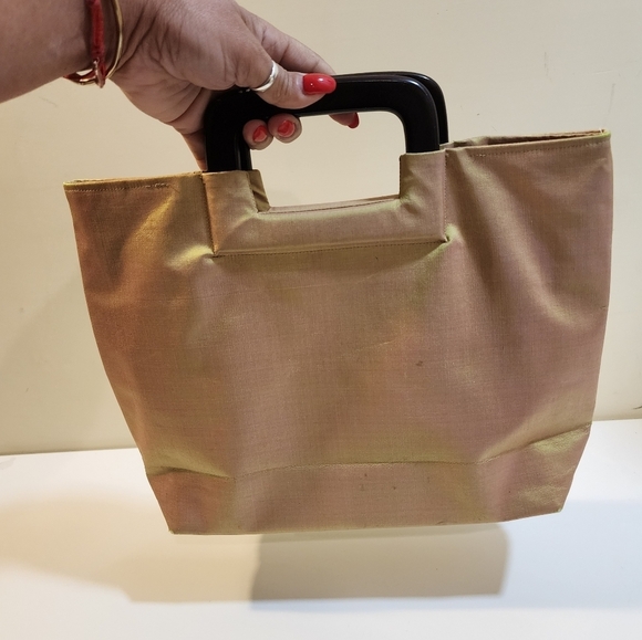 The Silk Trading Co.  100% Silk Embroidered Purse - Picture 12 of 16